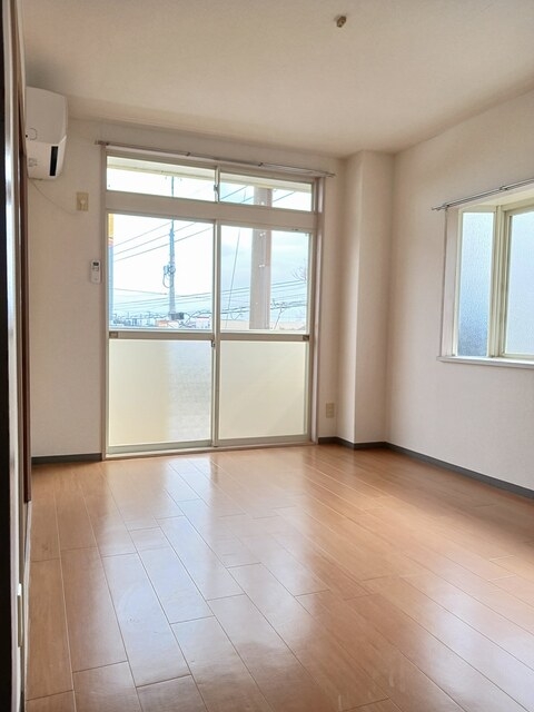 エルディム岡田 2階の物件の内観