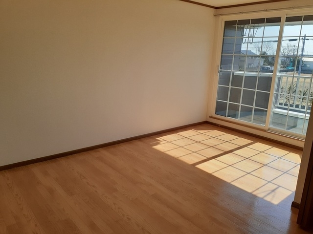 ディスカバリーⅡ 2階の物件の内観