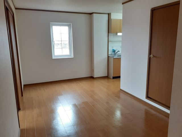 プリムヴェールⅡ 2階の物件の内観