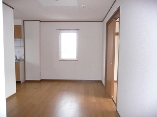 プリムヴェールⅡ 2階の物件の内観