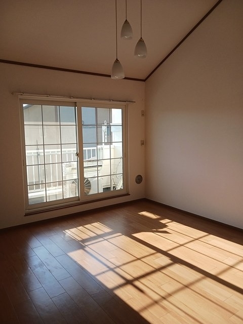 フォンテーヌⅣ 2階の物件の内観