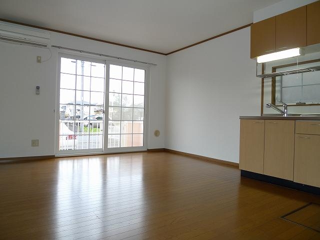 ボンジュールⅠ 1階の物件の内観