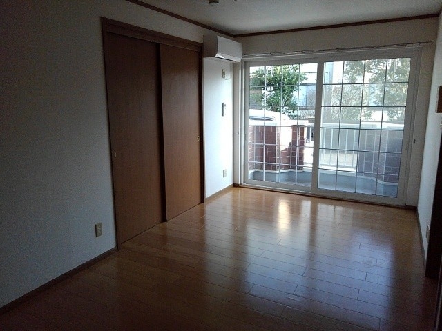 カーサ　ラウレールⅡ 1階の物件の内観