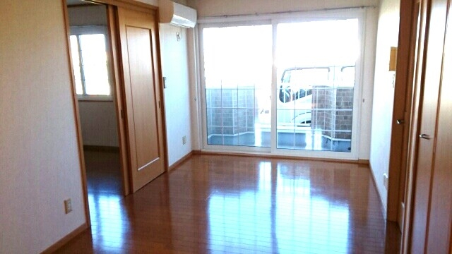 ソフィーシアA 1階の物件の内観