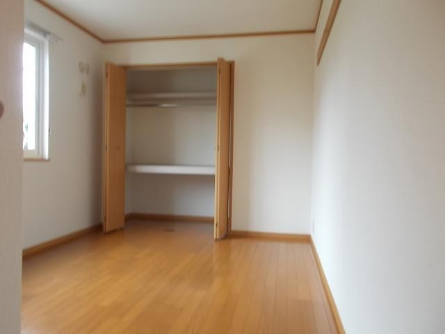 エレガンシアⅡ 1階の物件の内観