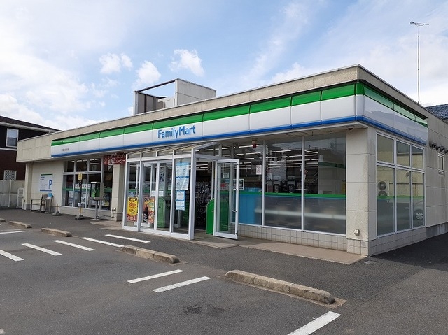 ファミリーマート