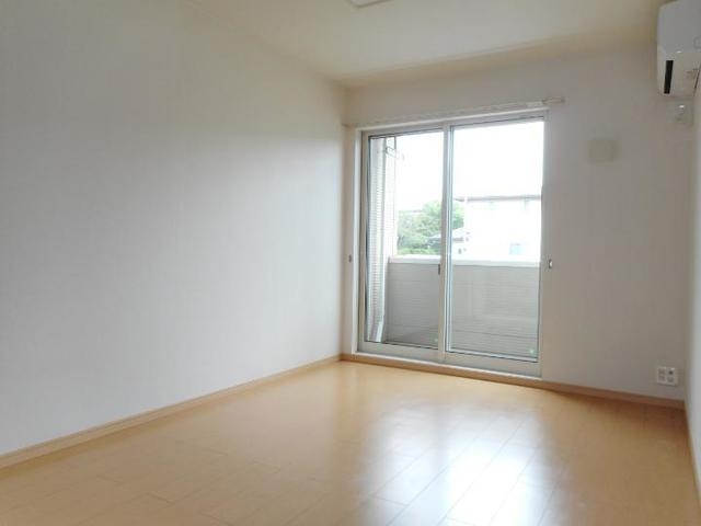 クレーデレドーノタカ&ヨッシー 1階の物件の内観