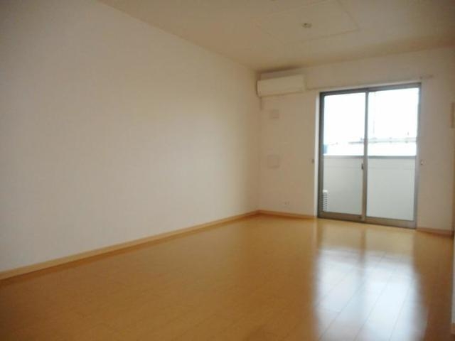 ラシュレⅡ 1階の物件の内観