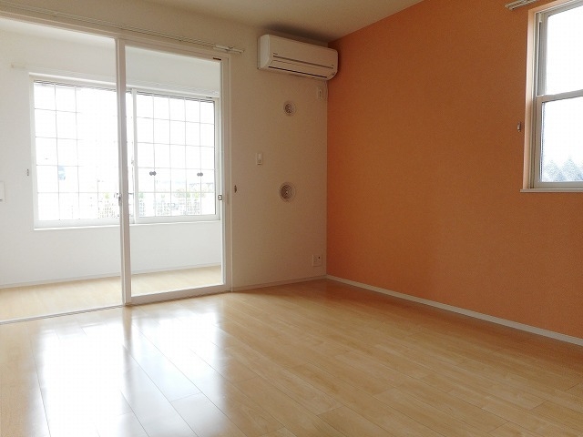 アルヴィータＢ 1階の物件の内観