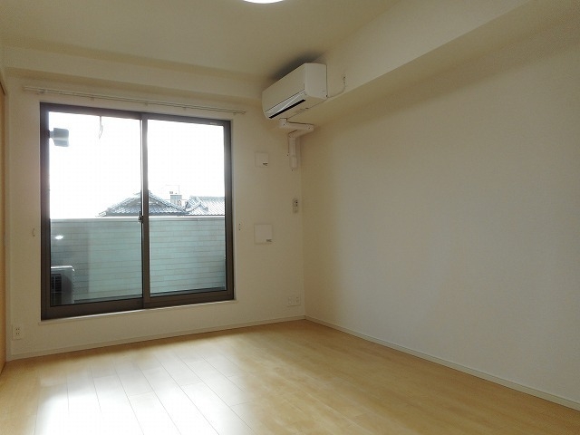 ピボットⅠ 2階の物件の内観