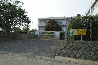 平井中学校