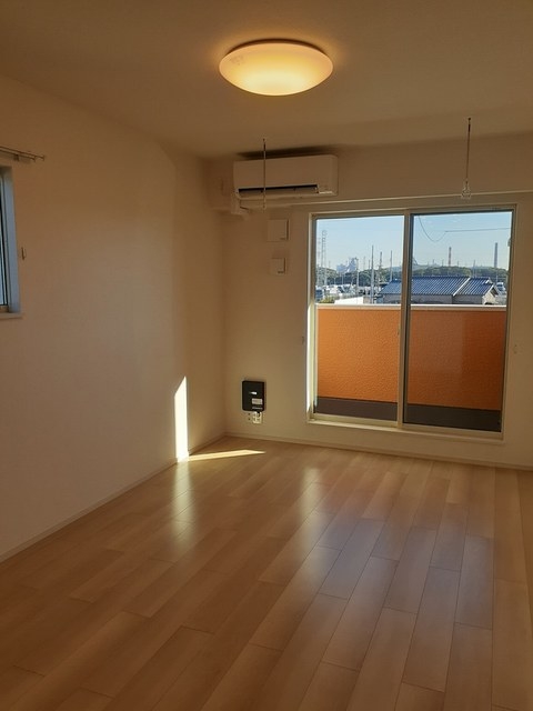 アベニールカルミア 2階の物件の内観