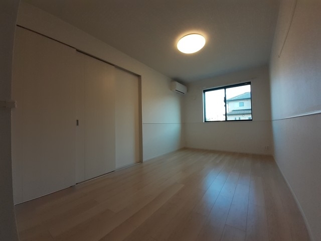 ライジングサンＡ 1階の物件の内観