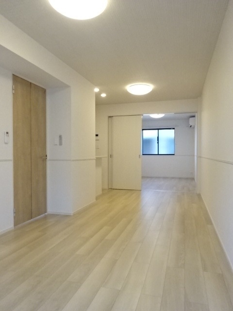 ロワゾーブルーＮ 1階の物件の内観