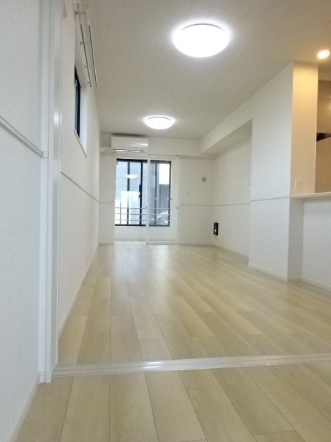 ポルトレジーナ 1階の物件の内観