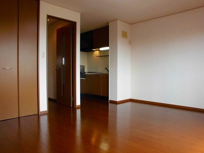 サンク・ソレイユ　Ａ・Ｂ 2階の物件の内観