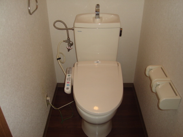 シャワー付トイレ