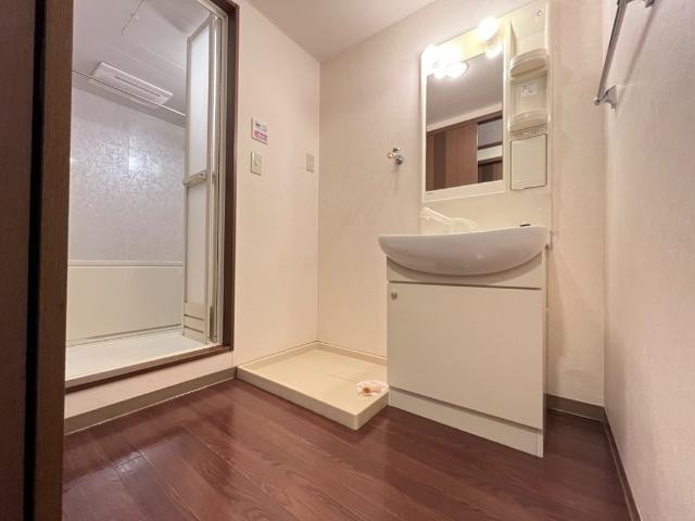 洗髪洗面化粧台