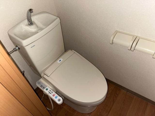 シャワー付トイレ