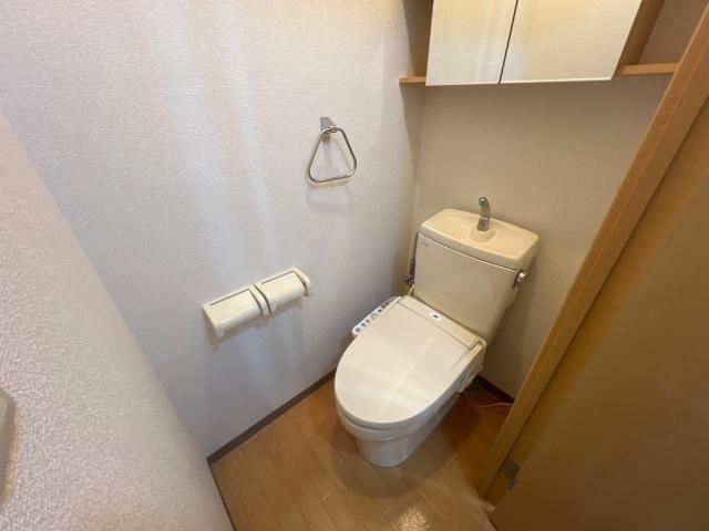 シャワー付トイレ