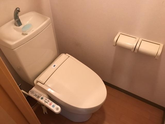 シャワー付トイレ
