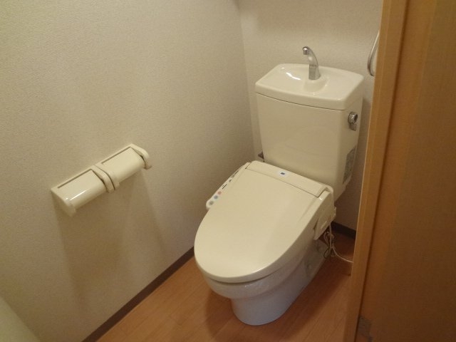 シャワー付トイレ