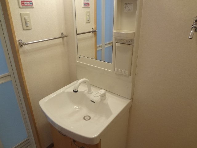 洗髪洗面化粧台