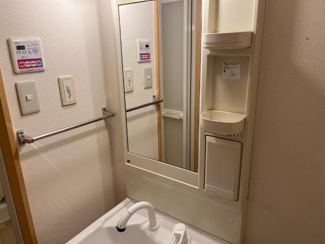 洗髪洗面化粧台