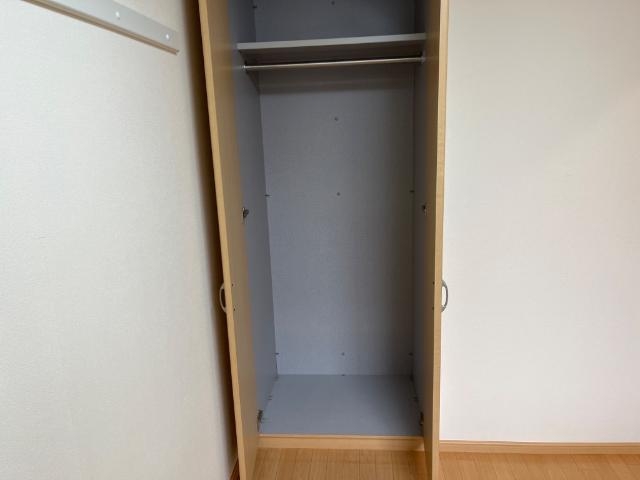 北側洋室クローゼット