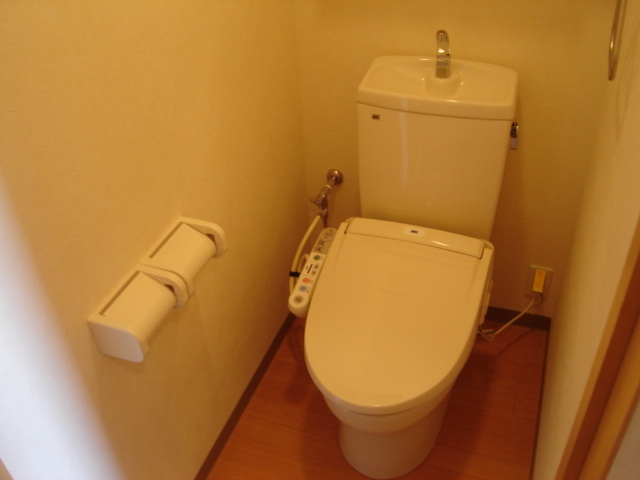 シャワー付トイレ