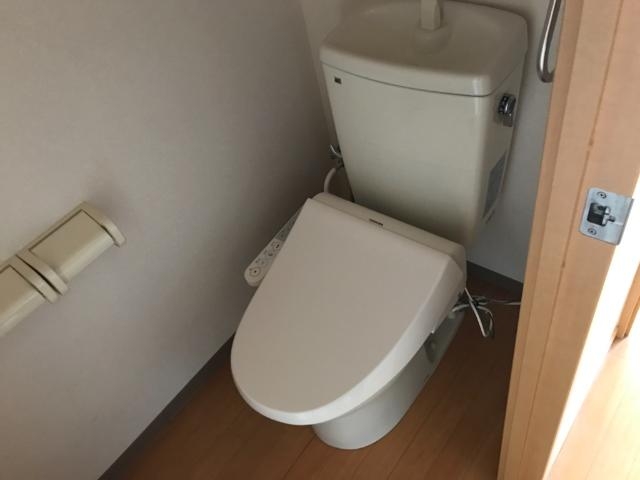シャワー付トイレ