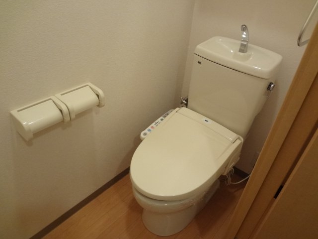 シャワー付トイレ