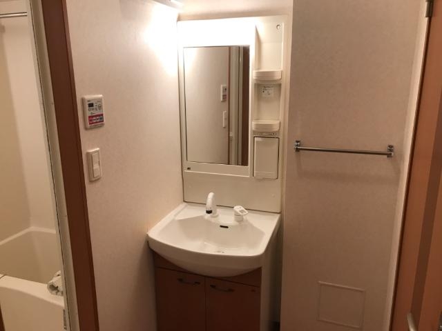 洗髪洗面化粧台