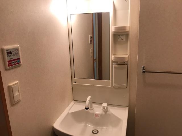 洗髪洗面化粧台