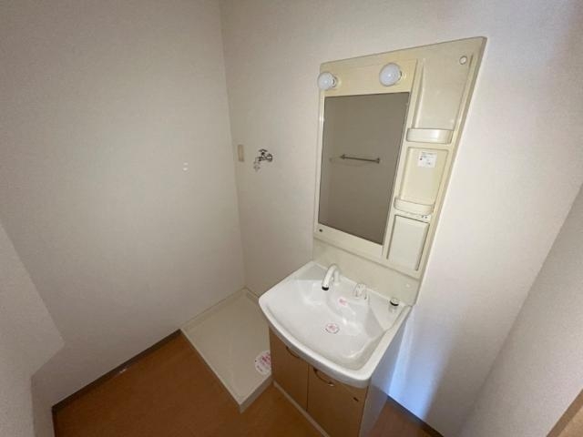 洗髪洗面化粧台