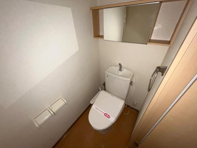 シャワー付トイレ