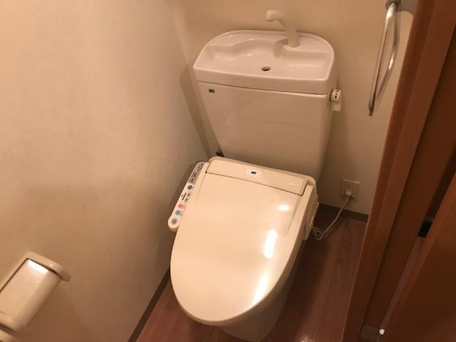 シャワー付トイレ