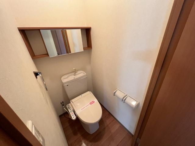 シャワー付トイレ