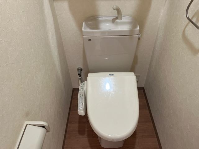 シャワー付トイレ