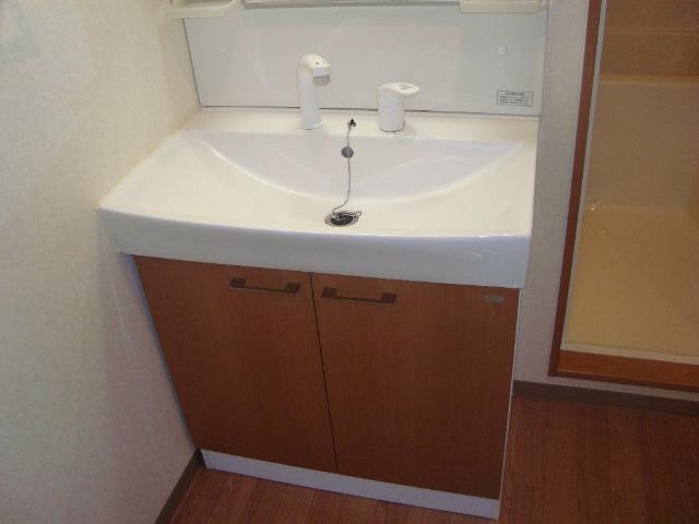 洗髪洗面化粧台