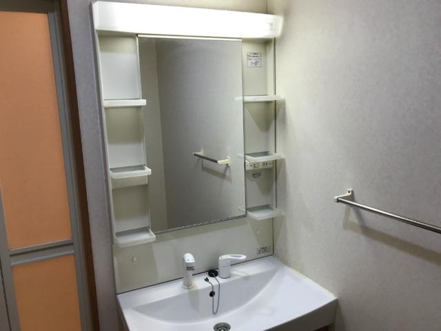 洗髪洗面化粧台