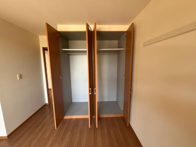 南側洋室クローゼット