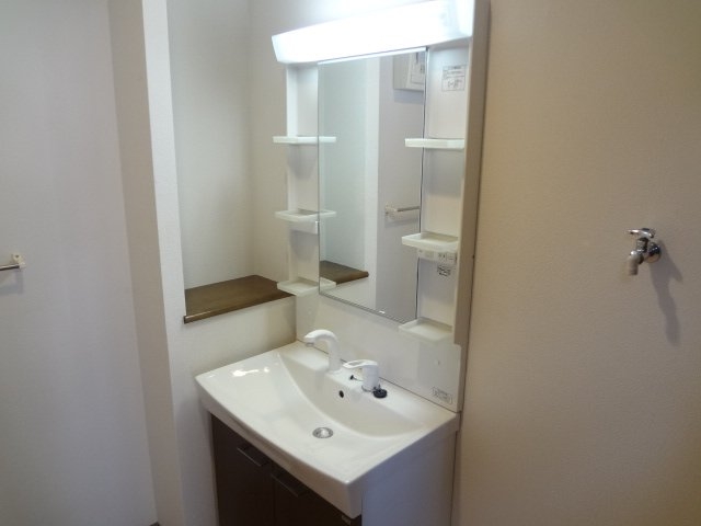 洗髪洗面化粧台