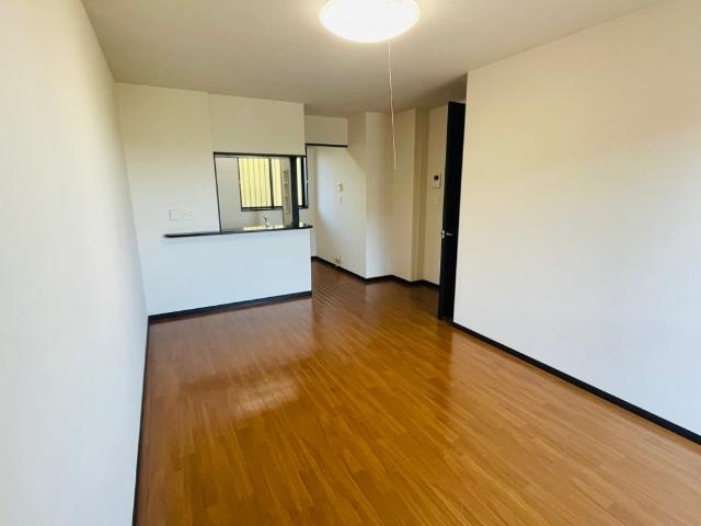 クレストール 1階の物件の内観