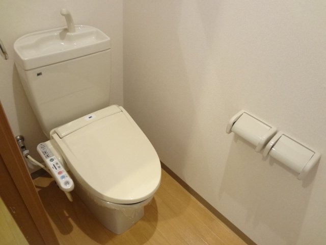 シャワー付トイレ