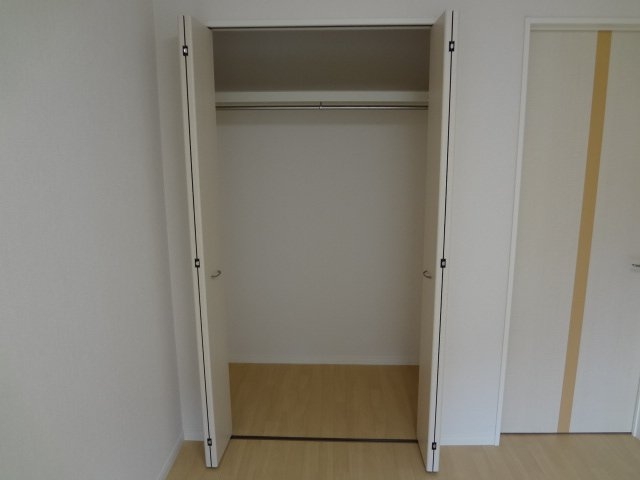 6.7帖洋室クローゼット