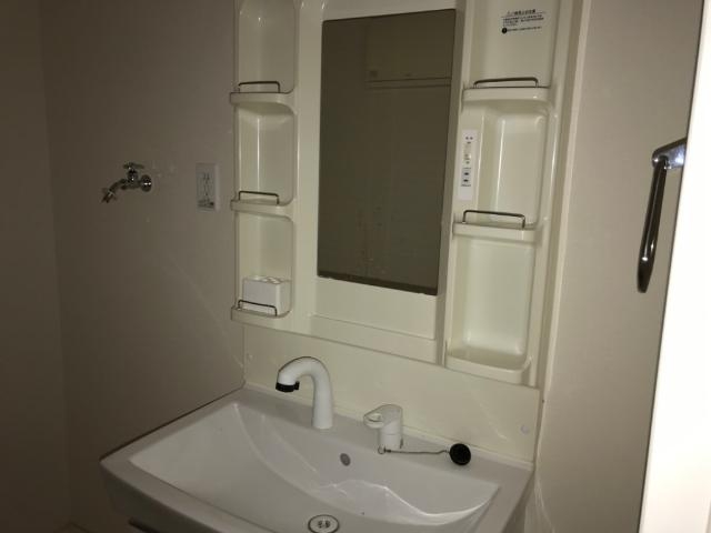 洗髪洗面化粧台