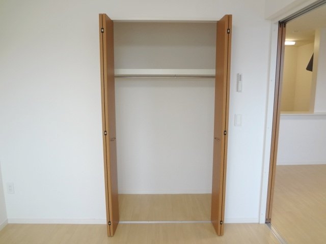 南側洋室クローゼット