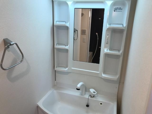 洗髪洗面化粧台