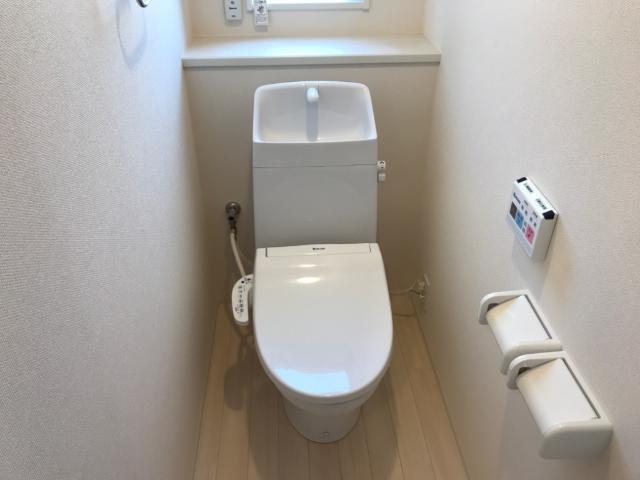 シャワー付トイレ